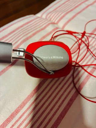 Auriculares con cable Bowers & Wilkins