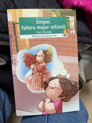 Empar, fallera major infantil