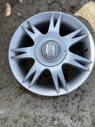 Llanta Seat Ibiza 6L 15 pulgadas