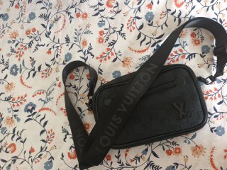 Bolso Louis Vuitton marrón