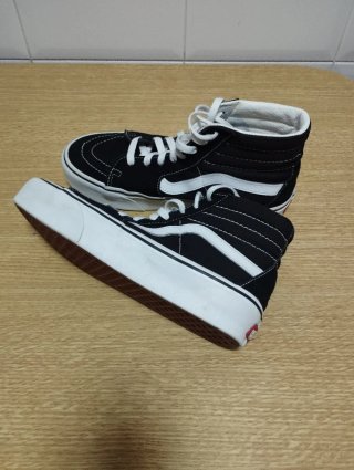 Zapatillas Vans bota plataforma T-40 buen estado