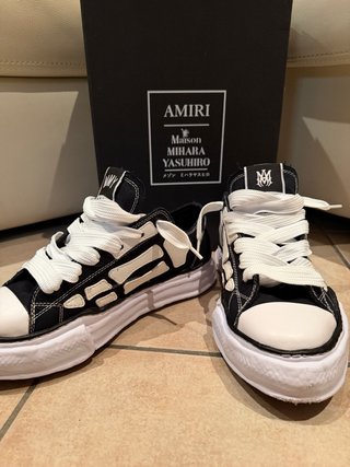Sneakers Amiri x Maison Mihara Yasuhiro