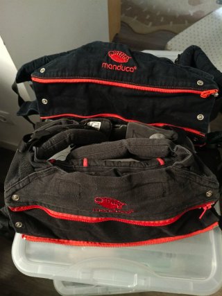 2 Mochilas de porteo Manduca