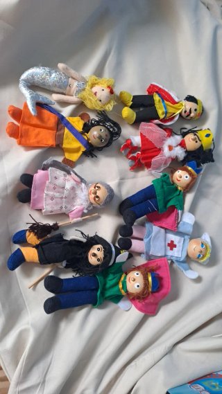 Set di 9 pupazzi di stoffa