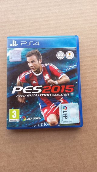 PES 2015 (Pro Evolution Soccer) para PS4