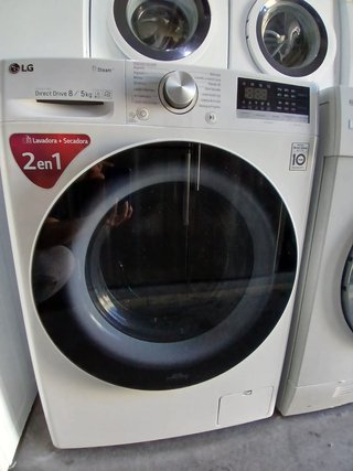 Lavasecadora LG 8kg/5kg 1400rpm