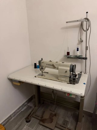 Máquina de Coser Industrial Typical