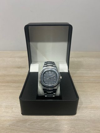 Reloj Patek Philippe Plateado NO FUNCIONA
