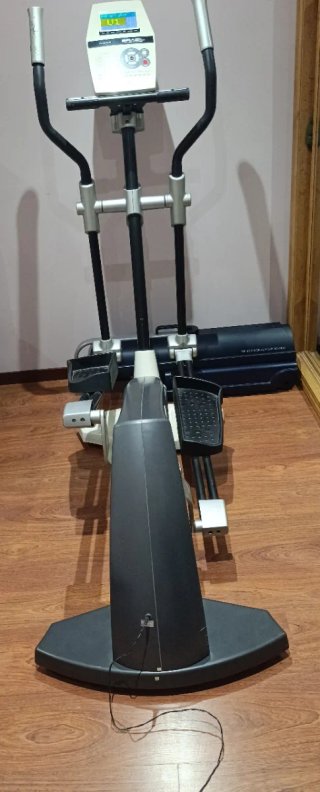Bicicleta Elíptica BH Fitness Brazil