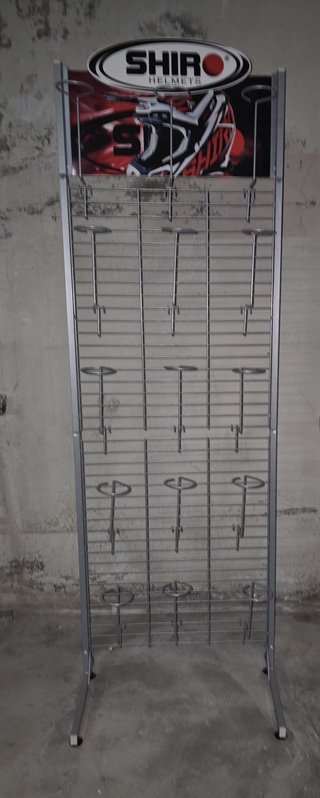 Expositor Metálico para cascos de moto 15 soportes