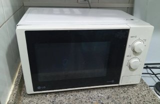 Urge vender! Microondas LG Blanco