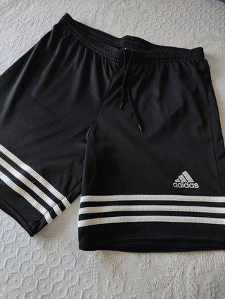 Pantalón corto Adidas negro