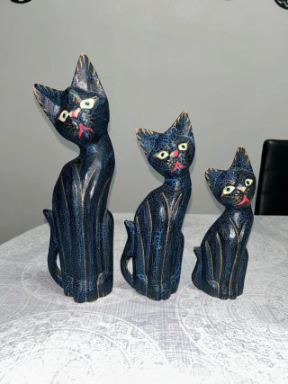 Set di 3 Figure di Gatti in Legno