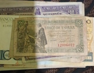 Lote de Billetes Antiguos Escucho ofertas