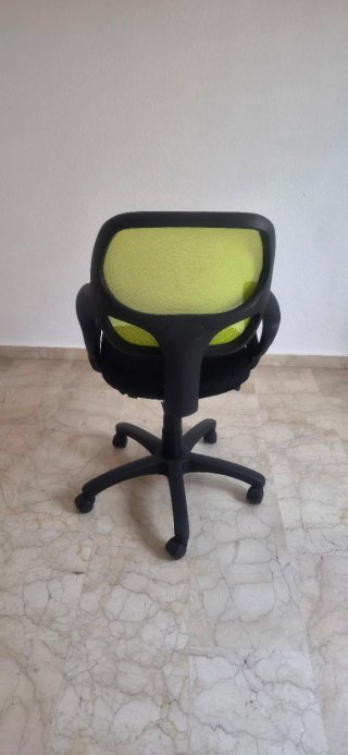 Silla de escritorio giratoria