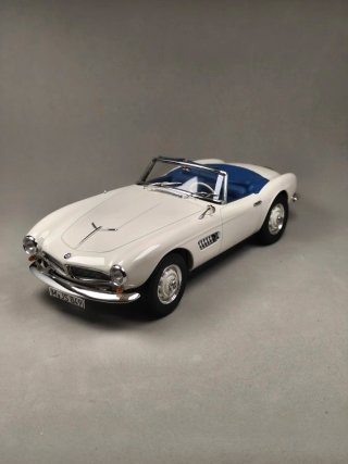 BMW 507 escala 1:18