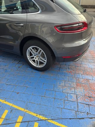 Llantas Porsche Macan 18” con neumáticos