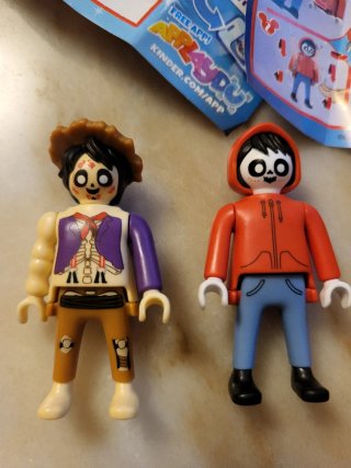 Figuras Playmobil Halloween. Película Coco. Disney