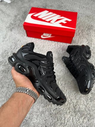 Zapatillas Nike Air Max Plus Negras