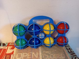 Set di bocce in plastica con custodia