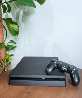 PlayStation 4 Slim 500GB