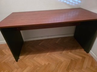 Mesa de escritorio bicolor