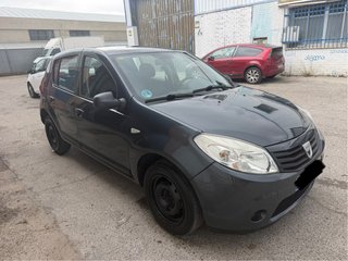 Dacia Sandero 2008