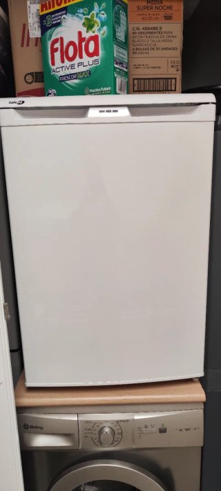 Congelador Vertical Blanco bajo-encimera Saivod