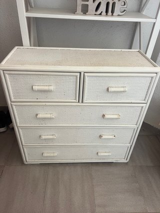Cómoda de Ratán Blanca
