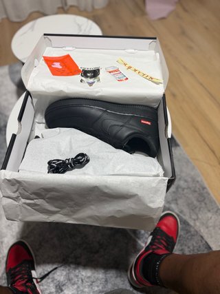 Zapatillas Nike Air Force 1 Supreme Negras