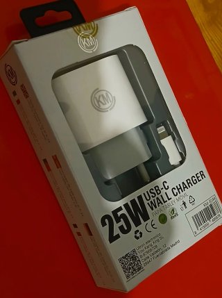 Cargador KM USB-C 25W para iPhone