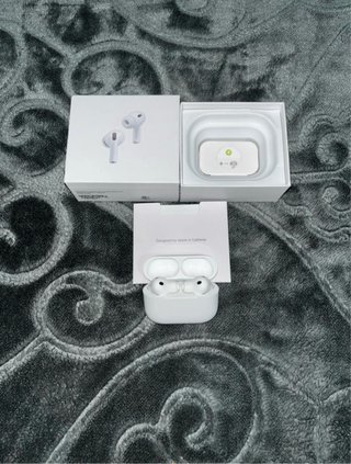 AirPods Pro Apple