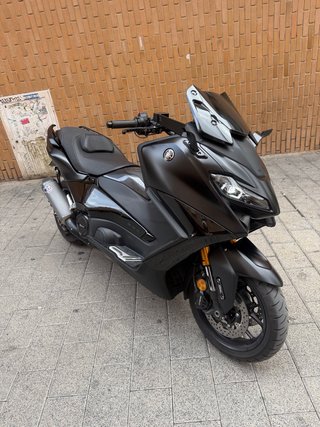 YAMAHA TMAX TECH MAX 2026 CON GARANTÍA