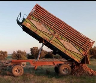 Remolque Basculante Agrícola