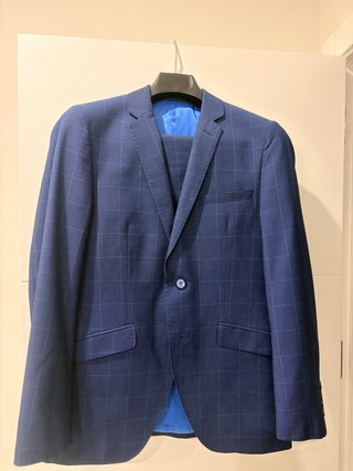 Traje completo azul marino con cuadros