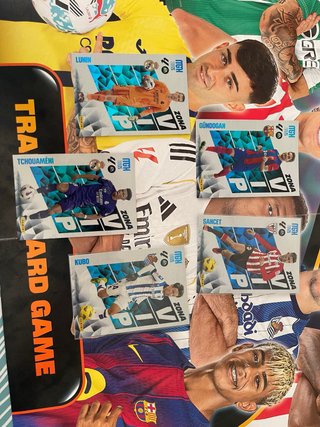 Lote 4 Cromos Panini Megacracks 2025