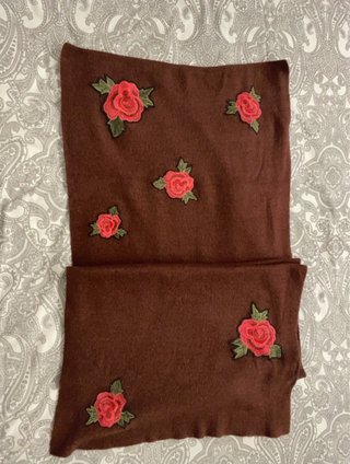 Bufanda Granate con Estampado Floral