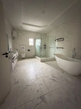 Baño reforma moderna