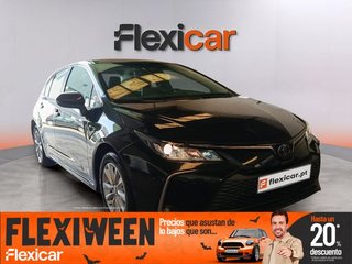 Toyota Corolla Cross Style Hybrid 140