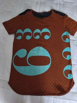 Camiseta Estampada Naranja y Turquesa. Talla 1