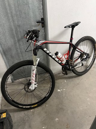 Bicicleta de Montaña B-Pro Carbono