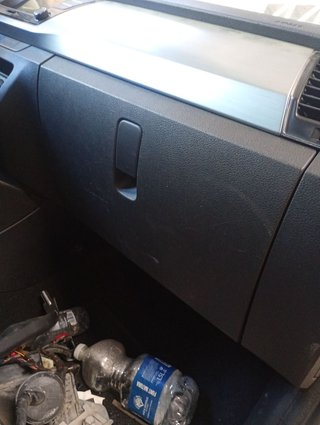 GUANTERA Skoda Fabia (NJ3)(08.2014->)