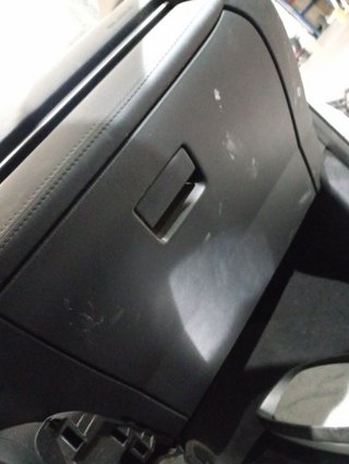GUANTERA Mazda CX-3 (DK)(04.2015->)