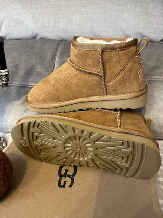 Botas UGG Classic Mini Talla 39