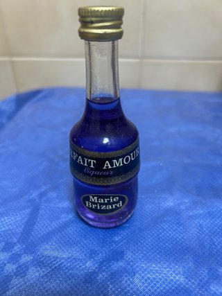 Botella antigua con timbre de 50 cent