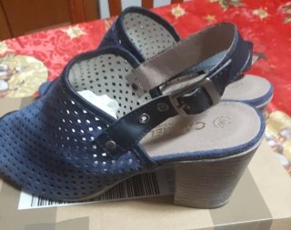 Sandalias Carmela Piel Azul Talla 38