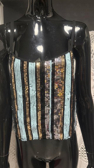 Top de lentejuelas a rayas