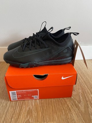Botas de fútbol Nike a estrenar T34