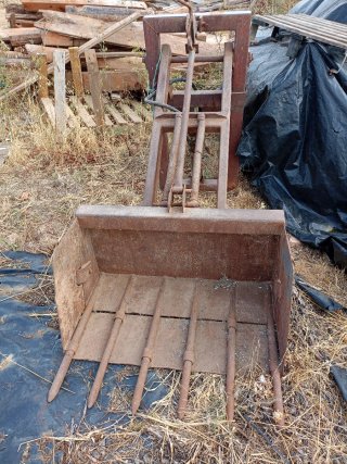 Pala Trasera para Tractor