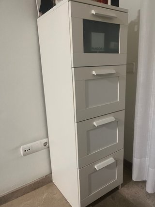 Mueble IKEA con 4 cajones blanco